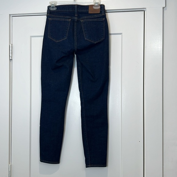 J. Crew Blue Toothpick Jeans Classic Style size 26. In perfect condition! - Picture 6 of 8